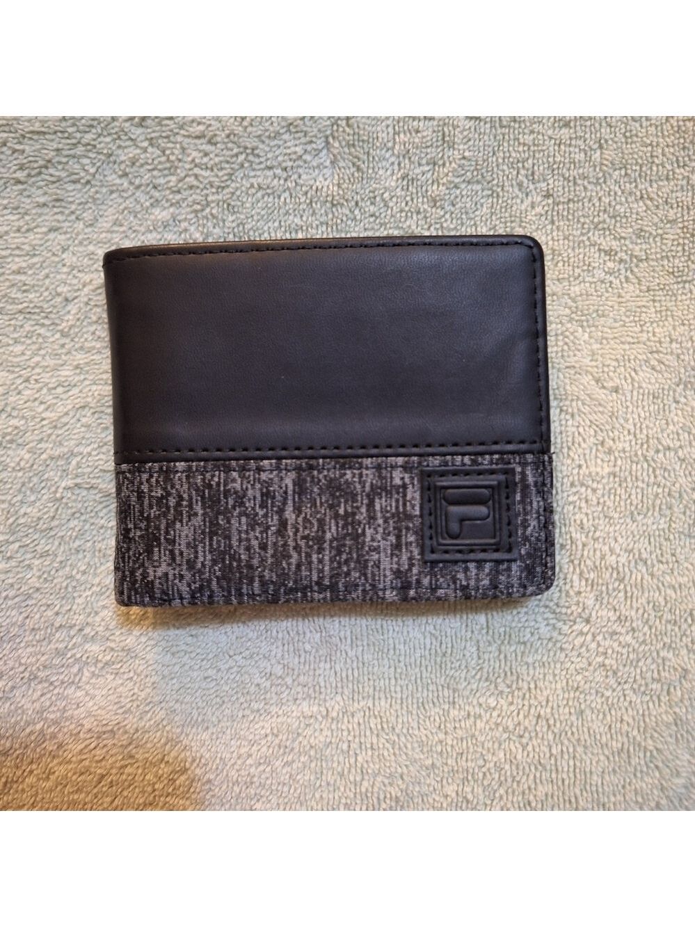 Fila Mens Black Gray Billfold Wallet
